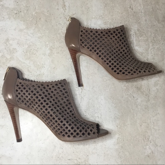 Marc Fisher Peddle Perforated Peep Toe Bootie Heel - Picture 3 of 11